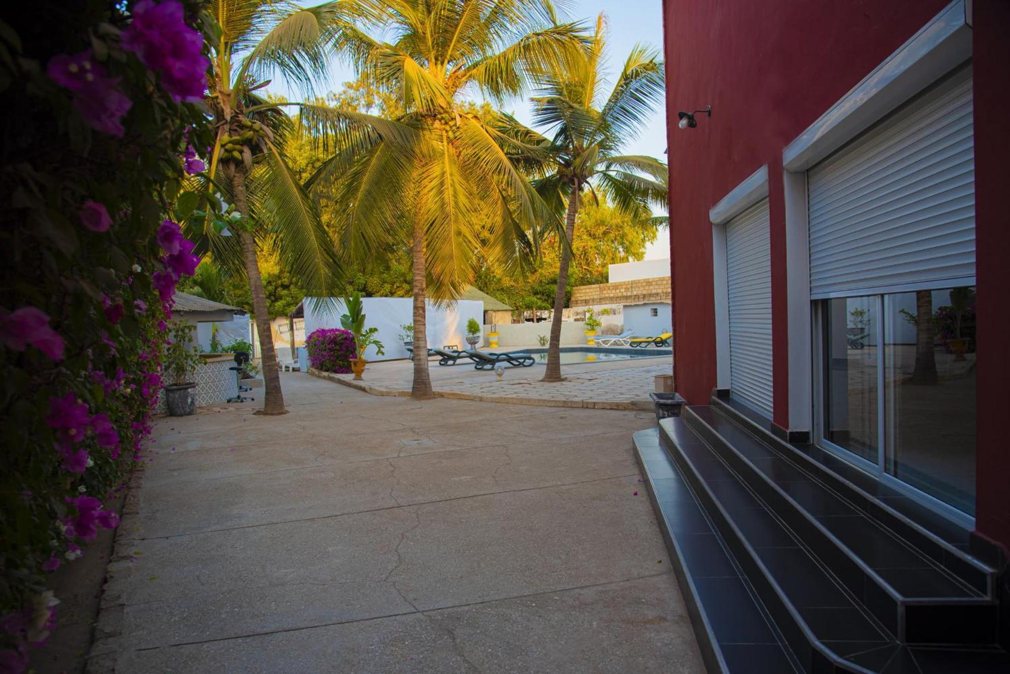 Chambres D'Hotes Villa Luciana Saly Chambre photo