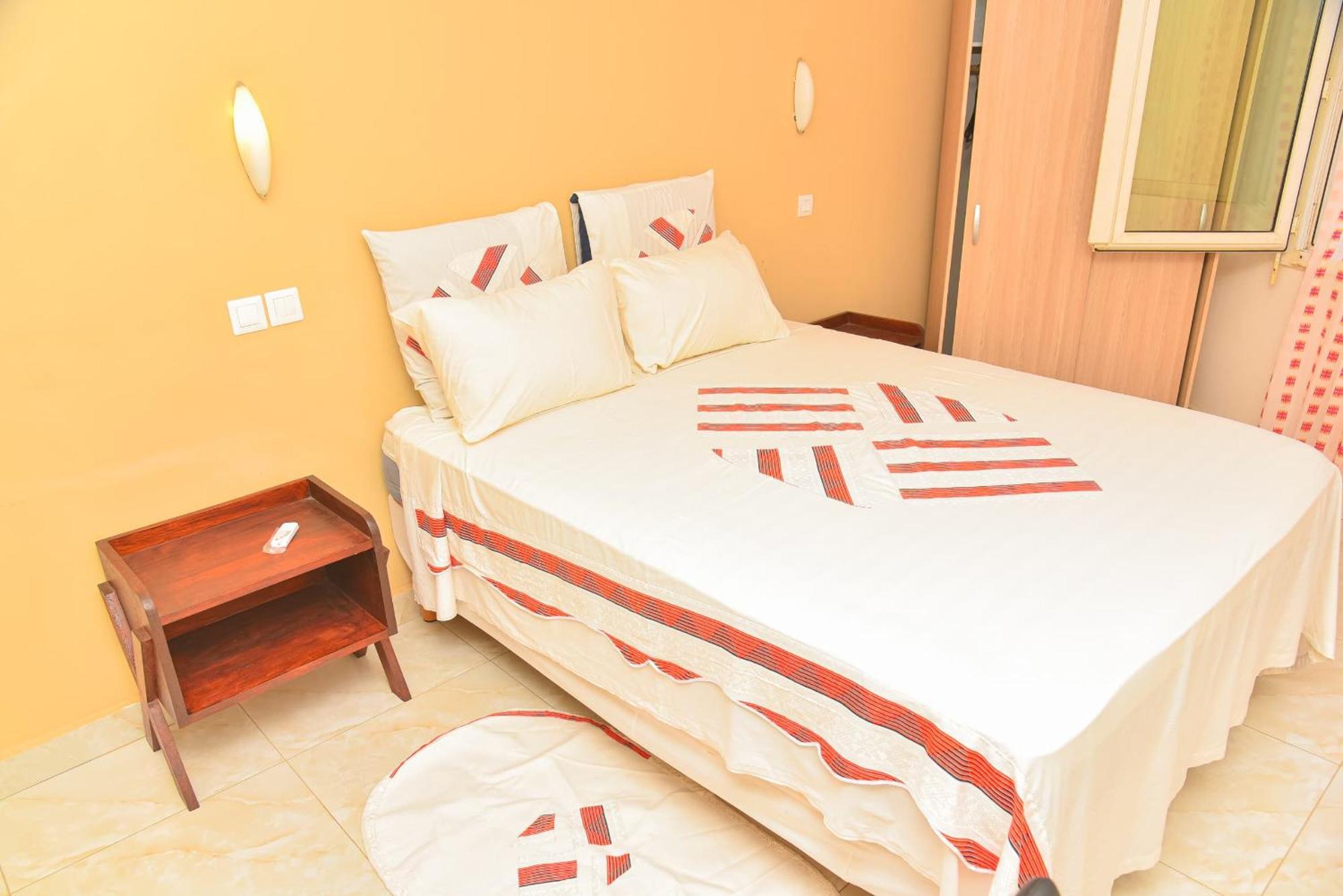 Chambres D'Hotes Villa Luciana Saly Extérieur photo