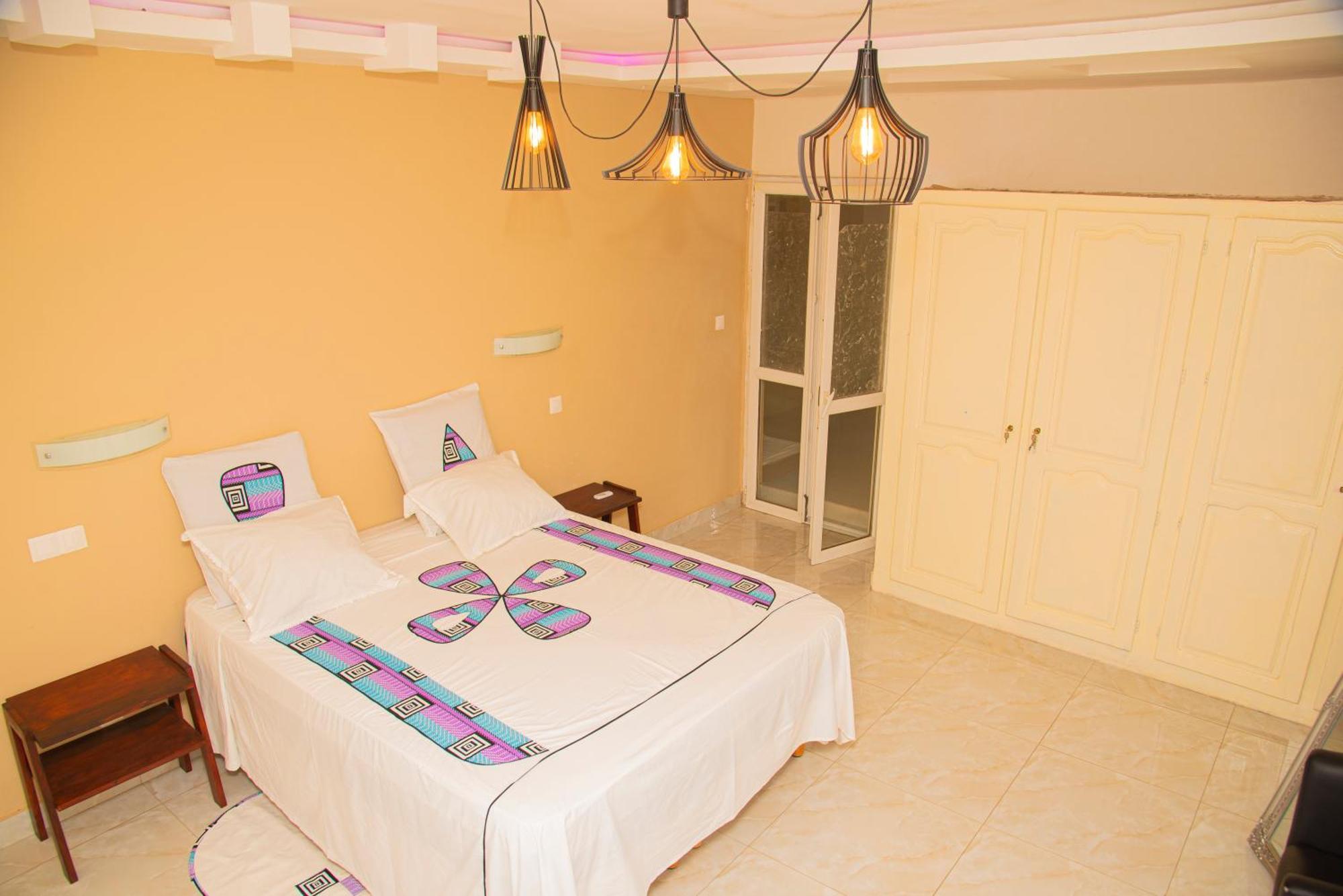 Chambres D'Hotes Villa Luciana Saly Extérieur photo